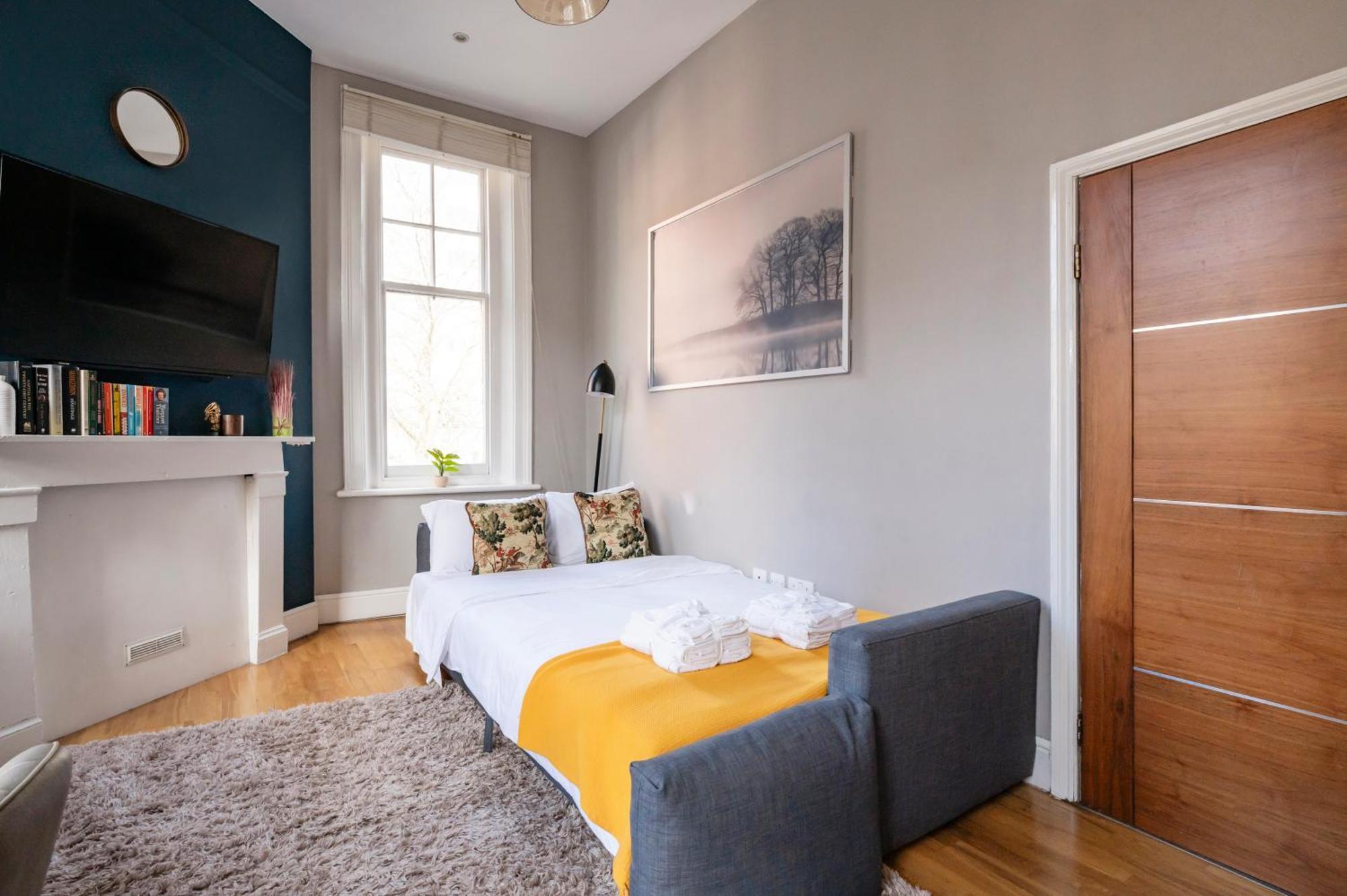 Apartament Sunny Corner In Center Of Londra